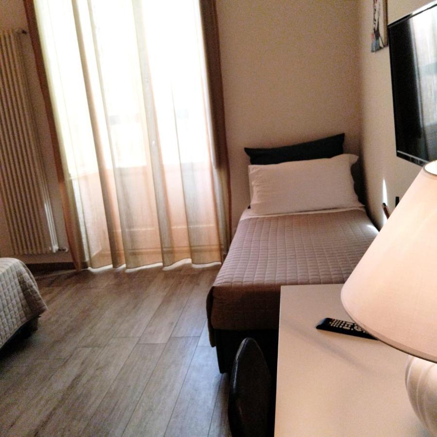 Triple Room Bathroom
