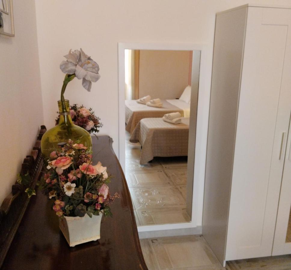 Quadruple Room Private Bathroom,1375706939:JPEG