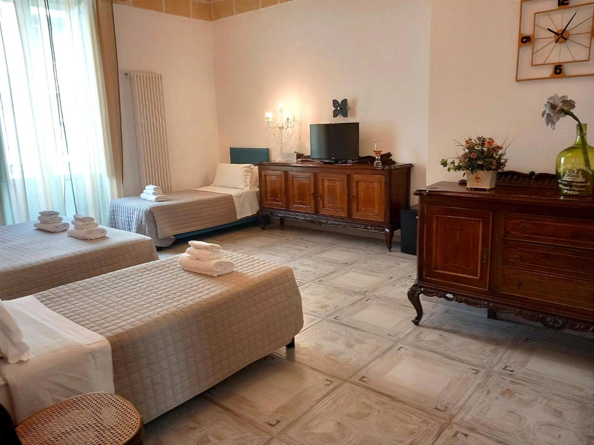 Quadruple Room Private Bathroom